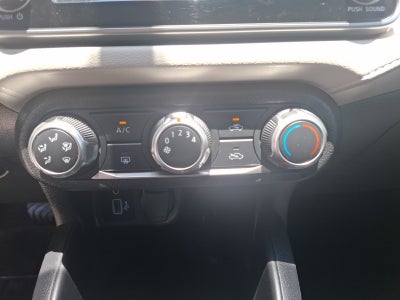 2022 Nissan VERSA VERSA ADVANCE CVT