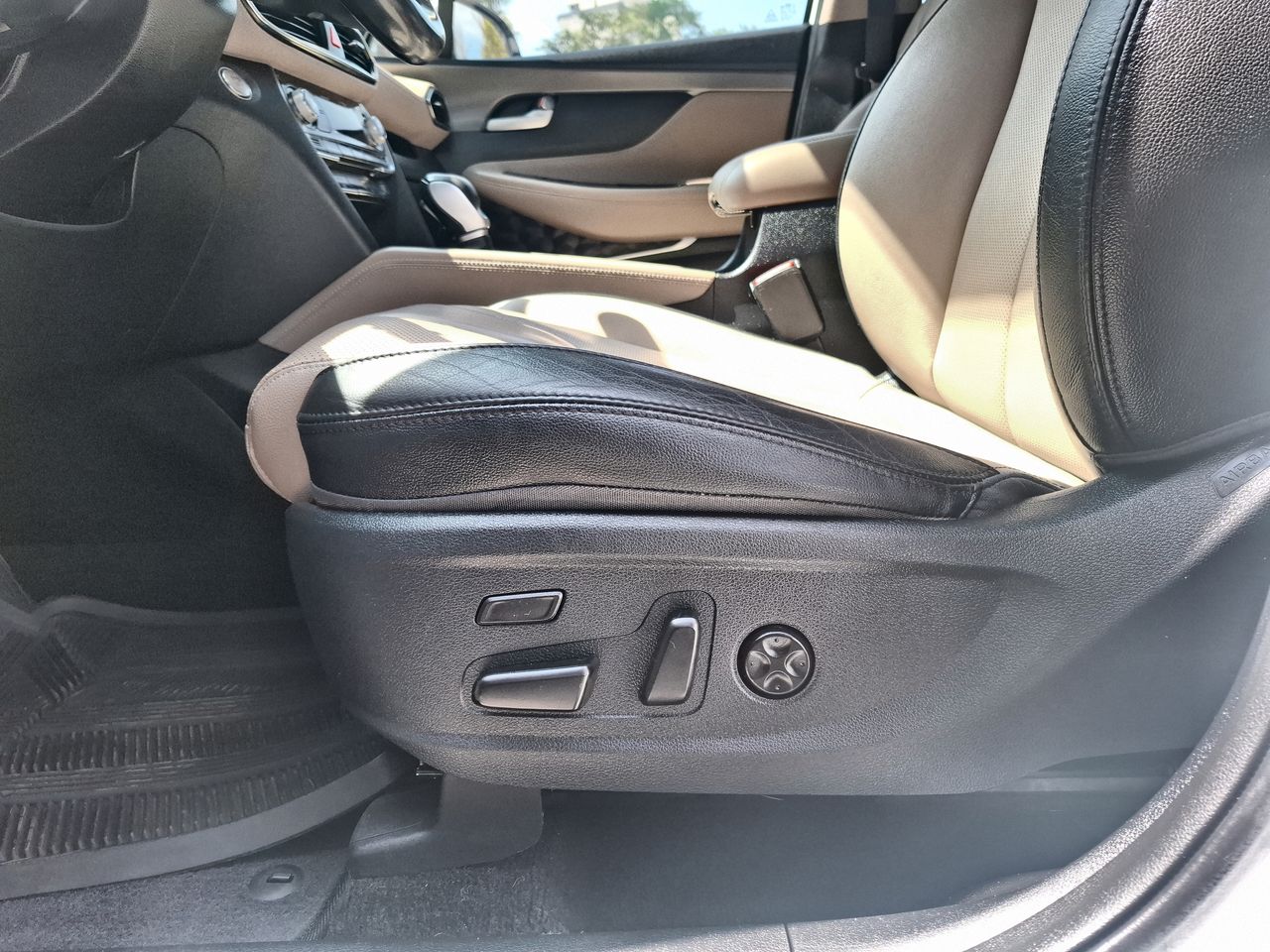 2019 Hyundai SANTA FE LIMITED TECH AT