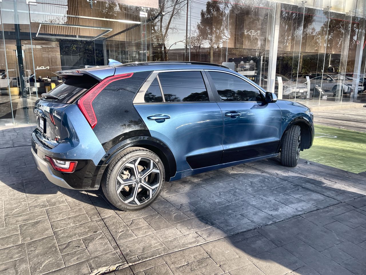 2023 Kia NIRO EX