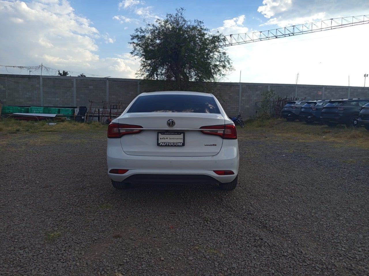 2024 MG MG 5 1.5L DEL ELEGANCE MT