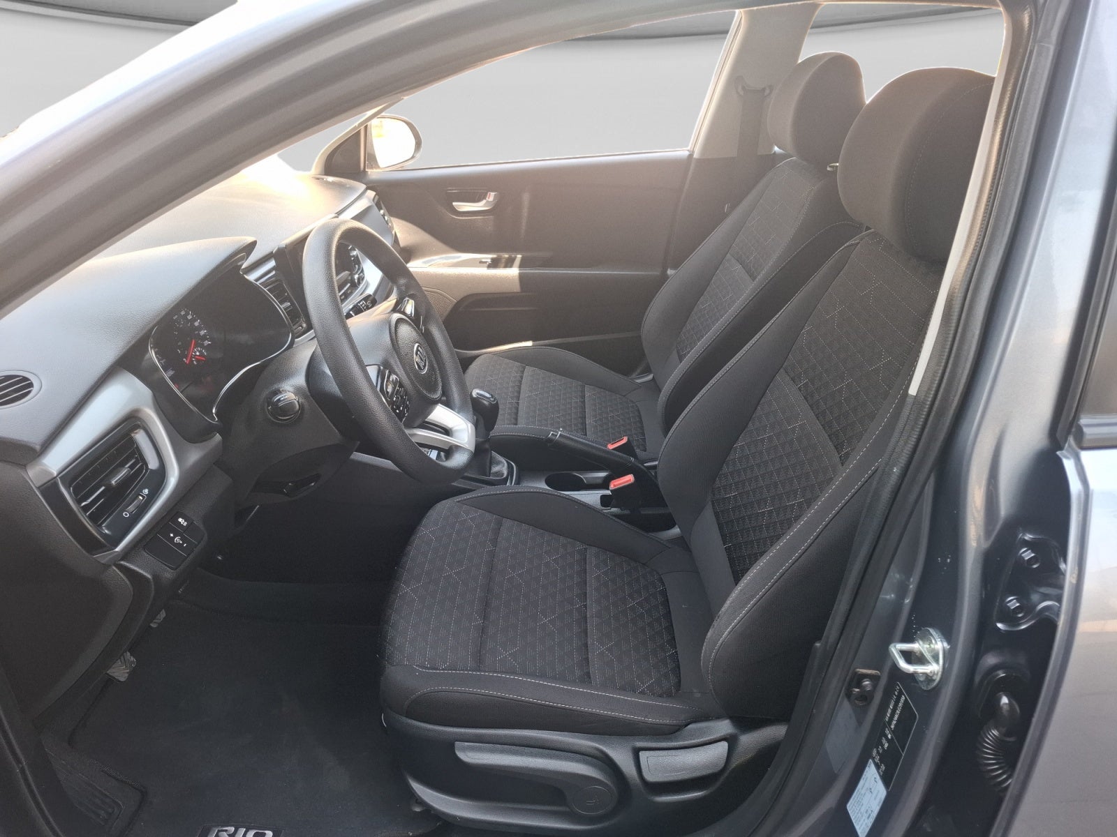 2020 Kia RIO SEDÁN LX TM