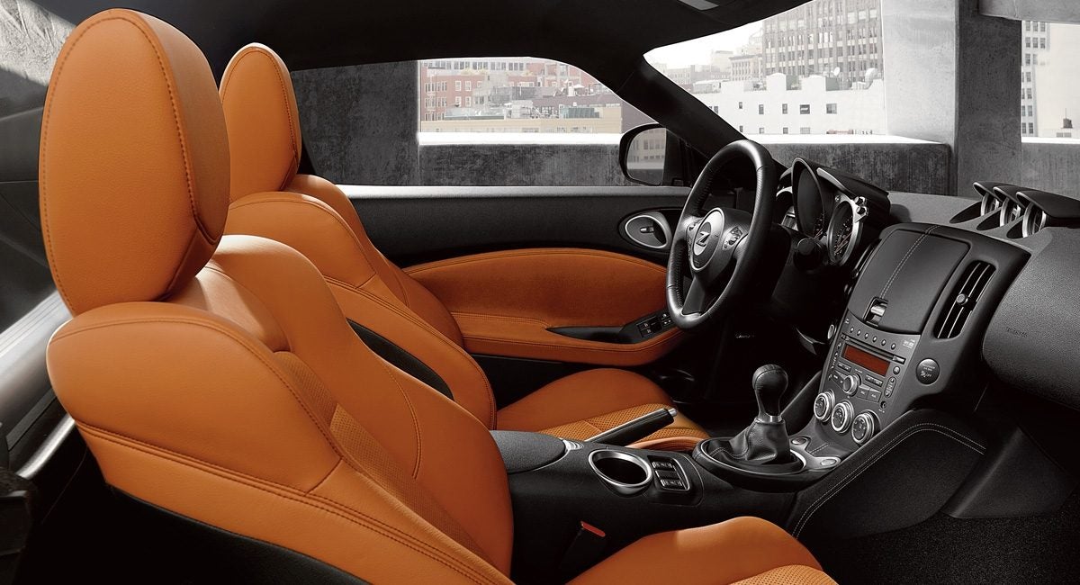 Nissan 370Z Interior2