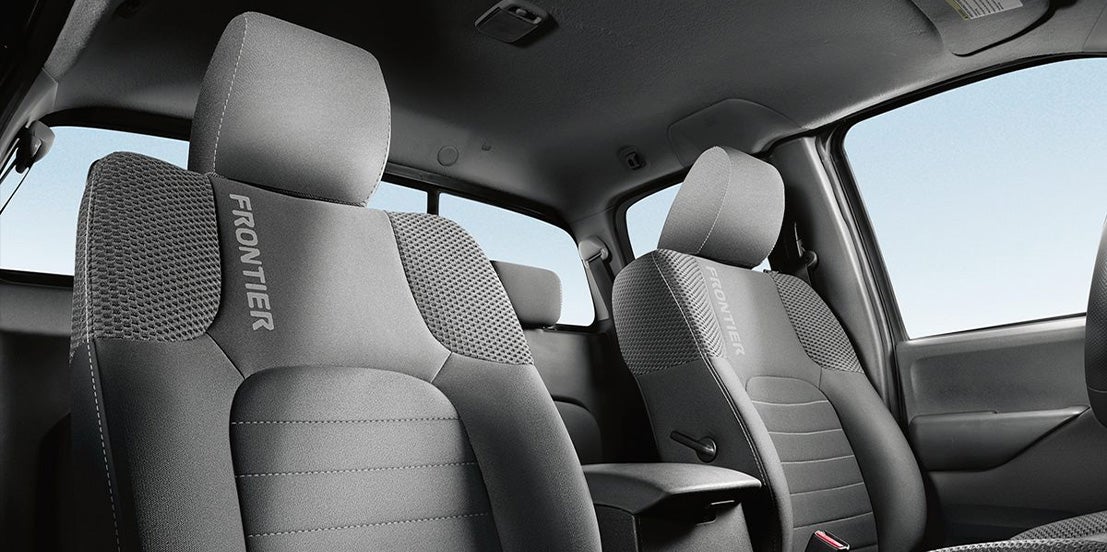 Nissan Frontier PRO-4X Interior3