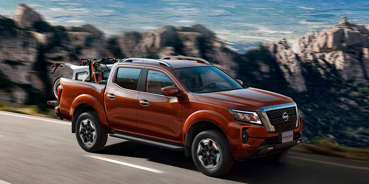 Nissan Frontier Exterior1