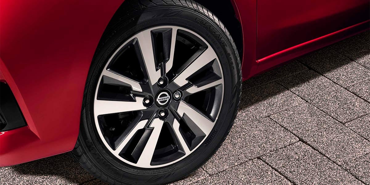  Nissan March Exterior3