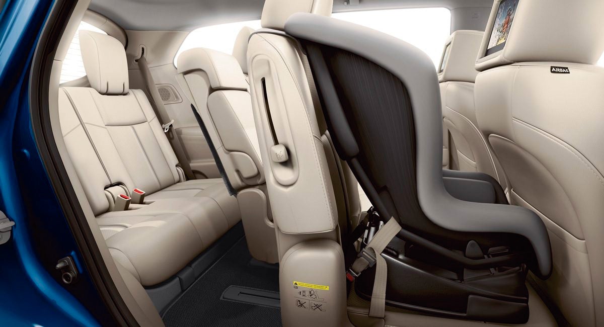 Nissan Pathfinder Interior1