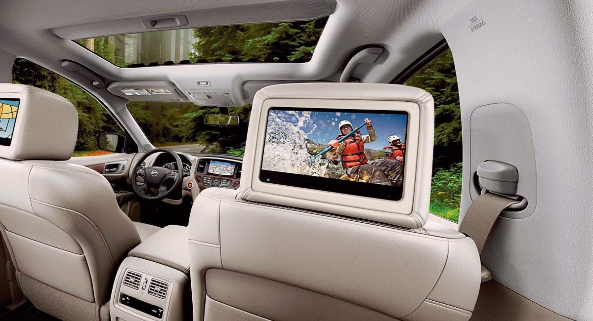 Nissan Pathfinder Interior4