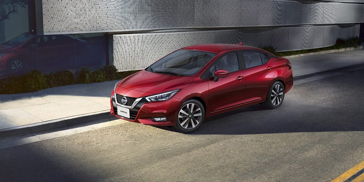 Nissan Versa Exterior2