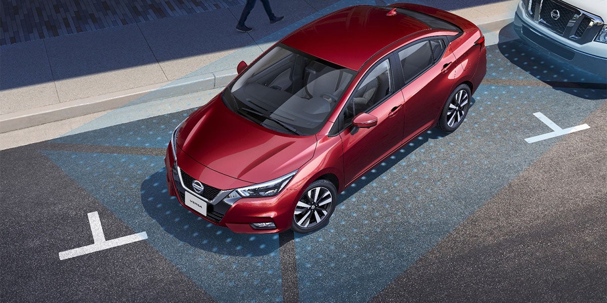 Nissan Versa Exterior4